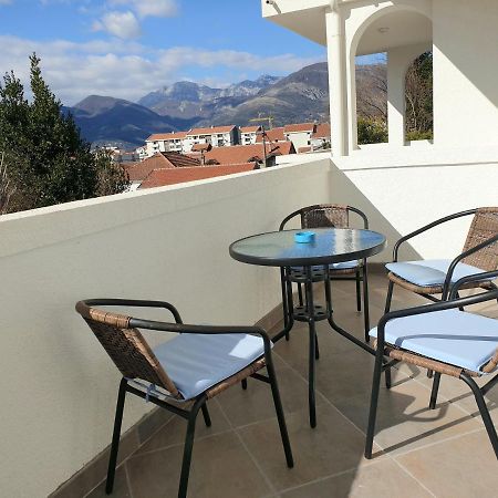 Apartments Jadran Тиват Экстерьер фото